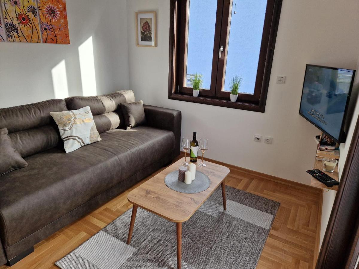 Apartamento Mb Lux Vrnjačka Banja Exterior foto