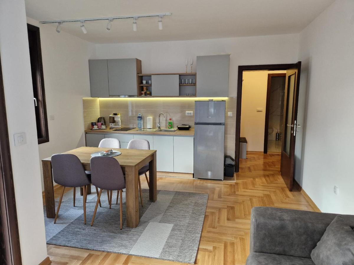 Apartamento Mb Lux Vrnjačka Banja Exterior foto