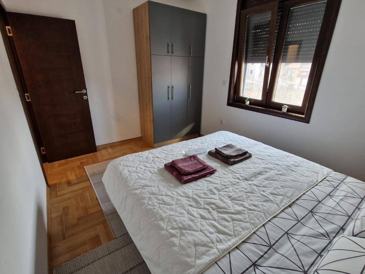 Apartamento Mb Lux Vrnjačka Banja Exterior foto