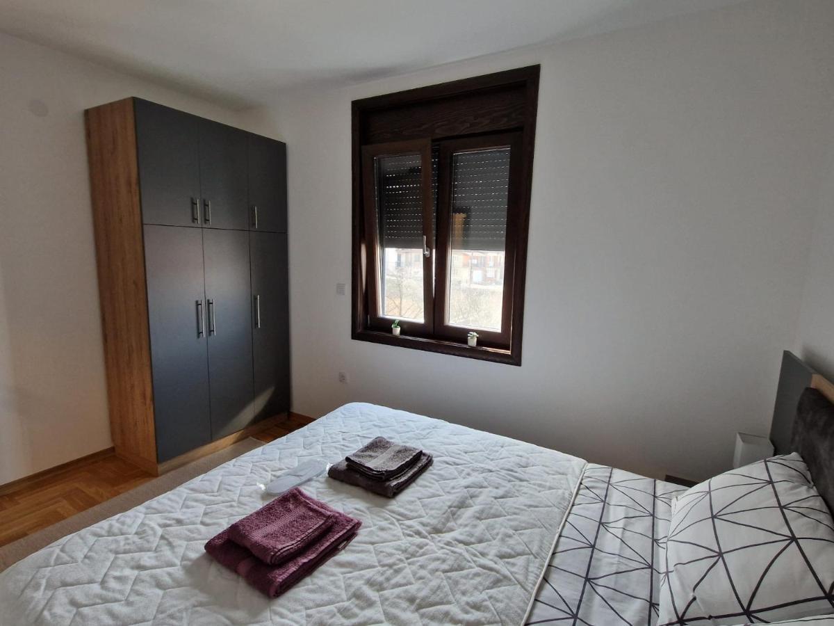 Apartamento Mb Lux Vrnjačka Banja Exterior foto